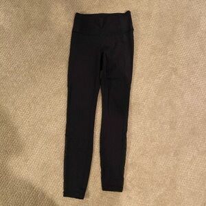 Lululemon leggings size 6